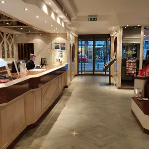 Western Royal Centre Otel Brüksel